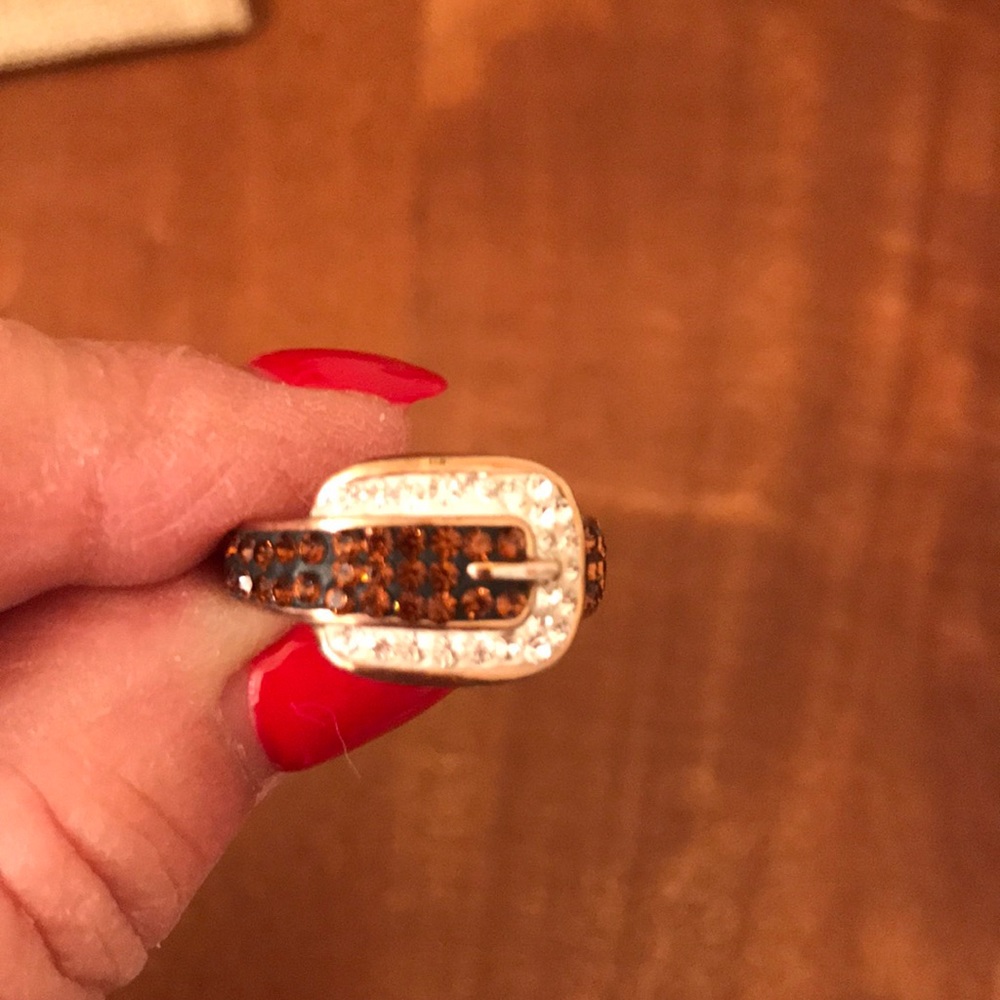 Ring - Picture 3 of 4